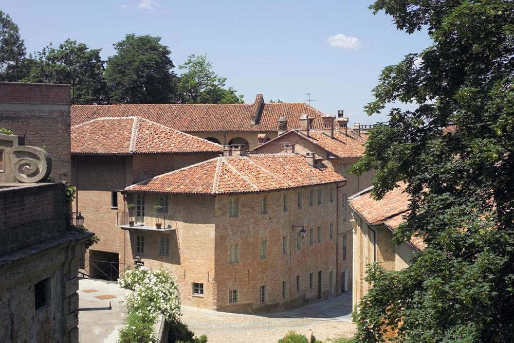 San Martino Alfieri Marchesi Alfieri - Cantine E Ospitalita מראה חיצוני תמונה